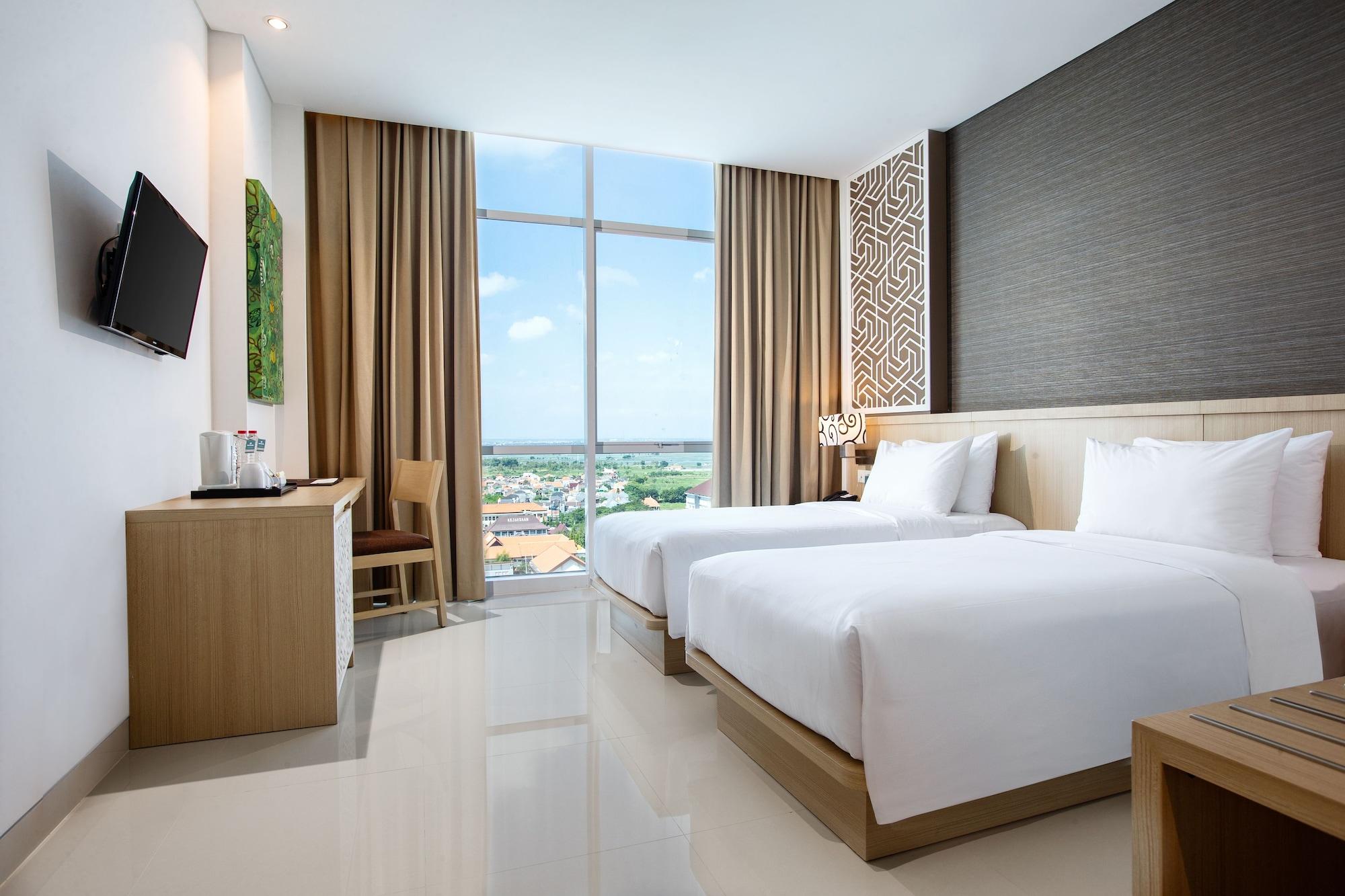Hotel Santika Gresik Buitenkant foto