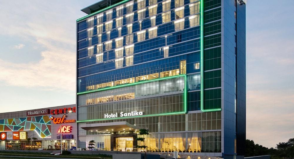 Hotel Santika Gresik Buitenkant foto