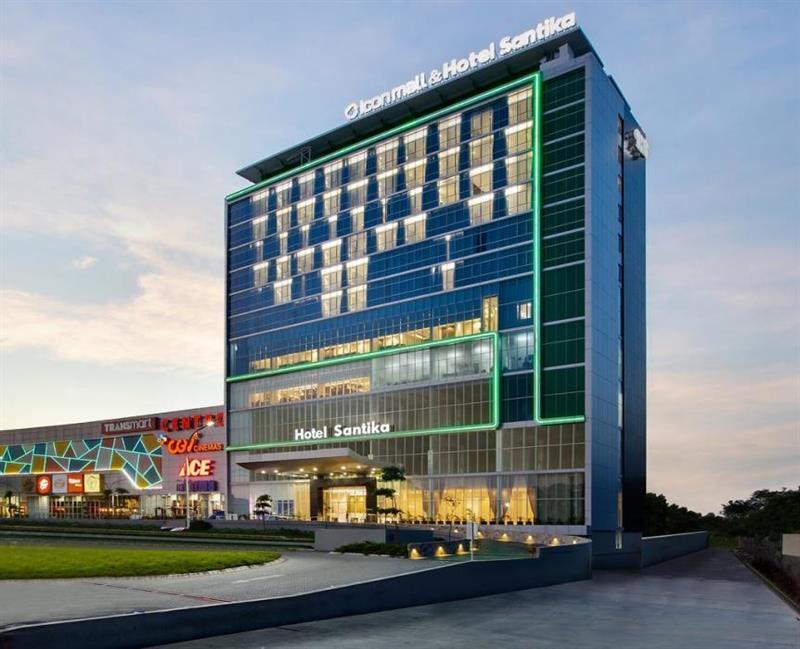 Hotel Santika Gresik Buitenkant foto